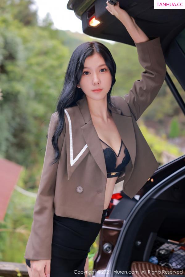 李雅柔  [XiuRen]高清写真图 2021.11.08 No.4179 李雅柔182CM第11张图片